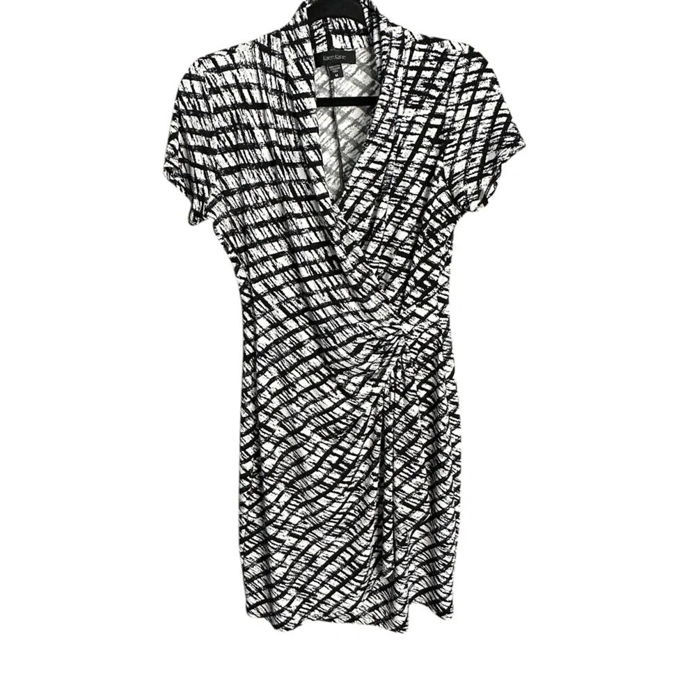 Karen Kane Monochrome Abstract Dress - Picture 2 of 8